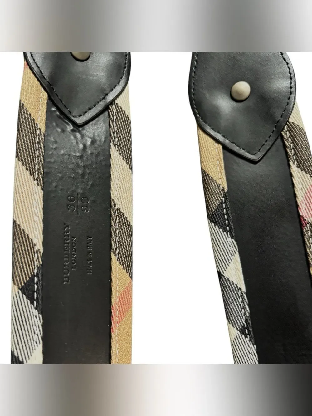 Burberry Black Leather Belt with Signature Beige Check Accent